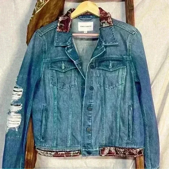 VINCE CAMUTO Jean Jacket Size M - Picture 3 of 10